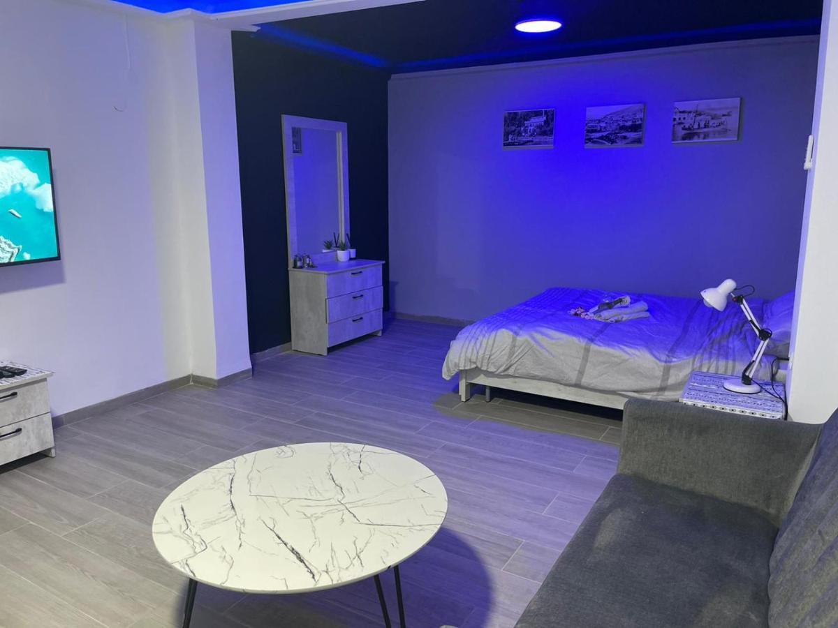 חדרי לייבל Label Rooms Blue & Red Tiberíades Exterior foto
